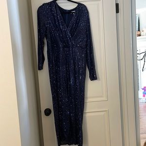 Ivy City Co navy sequined dress